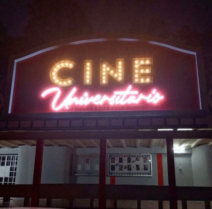 El 15 de febrero de 1978 abrió sus puertas el Cine Universitario, única sala de arte y ensayo que existe en el país