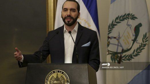 Presidente de El Salvador anuncia compra de 100 bitcóin