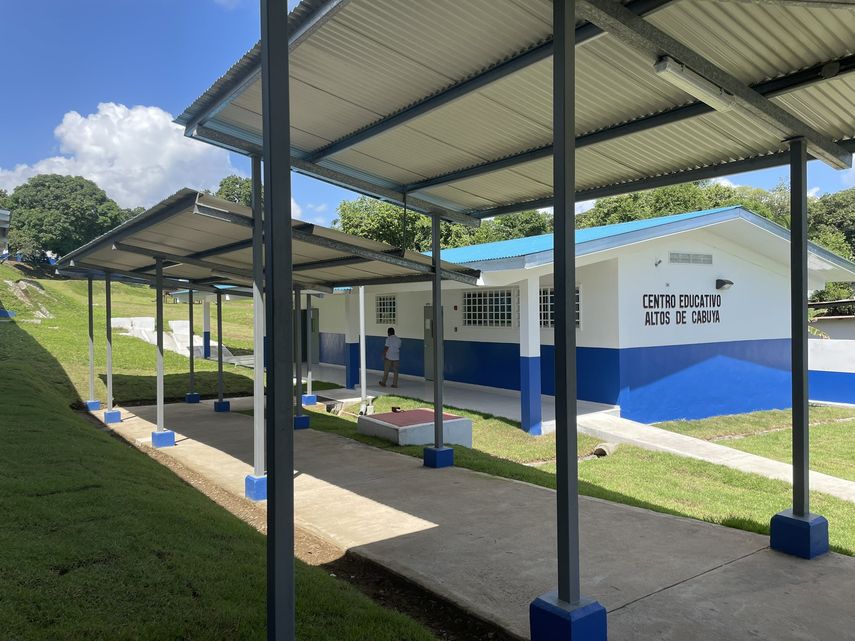 Ministerio de Educación: 1,714 escuelas listas para 2022