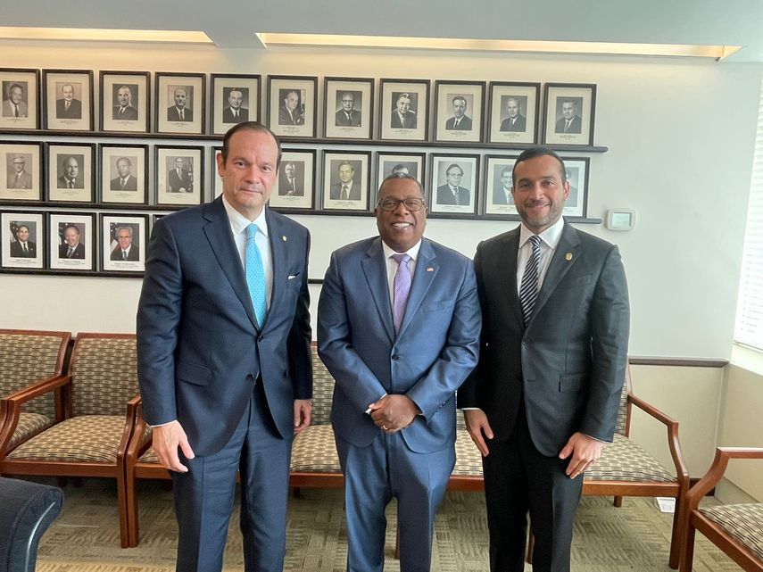 Canciller de Panamá y vicecanciller inician misión oficial en Washington D.C.
