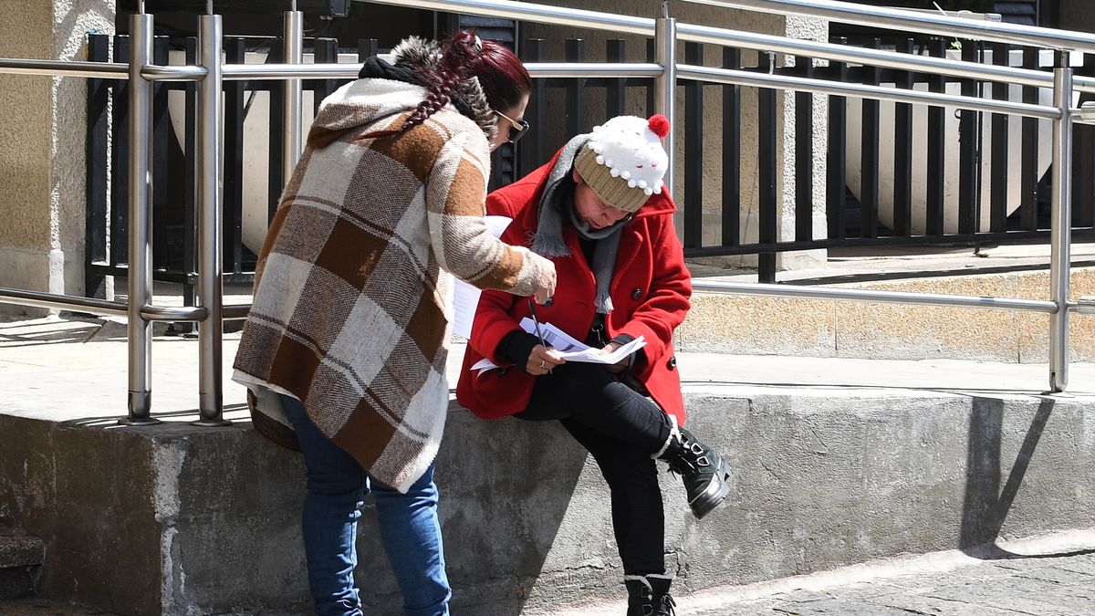 Centroamérica afronta una extraordinaria ola de frío que golpea principalmente a Guatemala, Honduras y El Salvador, con temperaturas históricas de hasta -2 grados en algunas zonas montañosas, con la excepción de Panamá. Centroamérica afronta una extraordinaria ola de frío que golpea principalmente a Guatemala, Honduras y El Salvador, con temperaturas históricas de hasta -2 grados en algunas zonas montañosas, con la excepción de Panamá.