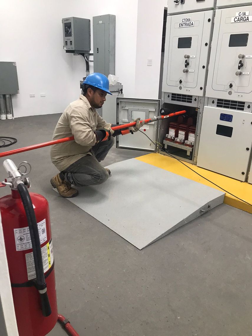 El Aeropuerto de Tocumen S.A. inició el proceso de pruebas de energización de la nueva subestación eléctrica que dotará de energía segura y confiable a la Zona Franca Fase 1 y la Terminal de Carga. El Aeropuerto de Tocumen S.A. inició el proceso de pruebas de energización de la nueva subestación eléctrica que dotará de energía segura y confiable a la Zona Franca Fase 1 y la Terminal de Carga.