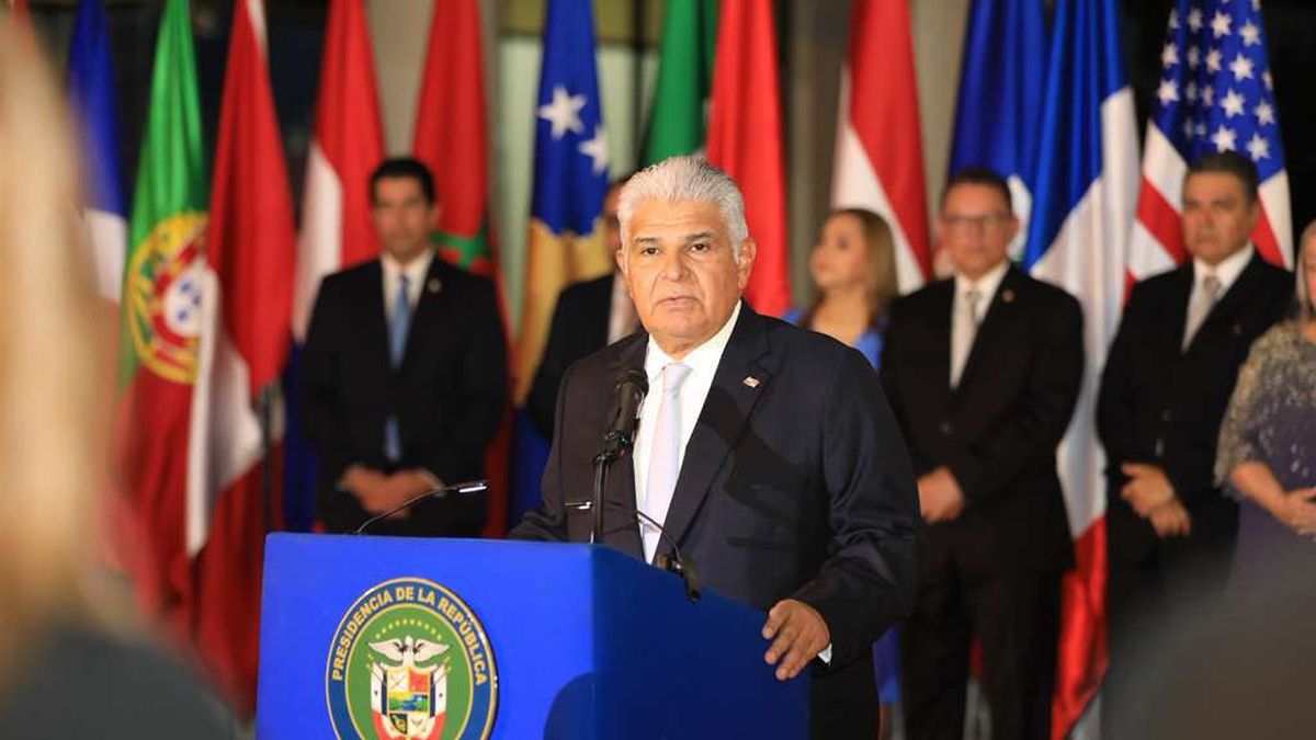 El mensaje de Mulino se enmarcó en situaciones que viven los pueblos de Haití, Ucrania y la reciente firma de acuerdo entre Israel y Hamas. El mensaje de Mulino se enmarcó en situaciones que viven los pueblos de Haití, Ucrania y la reciente firma de acuerdo entre Israel y Hamas.