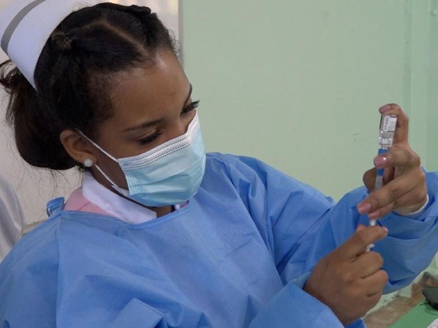 MINSA actualiza uso de emergencia de vacuna contra la Covid