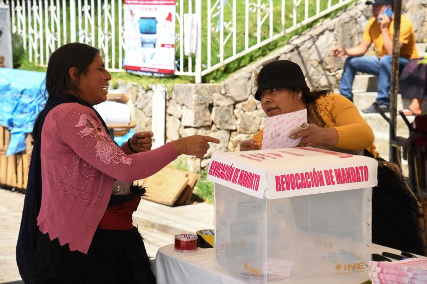 México vota sobre continuidad del presidente López Obrador