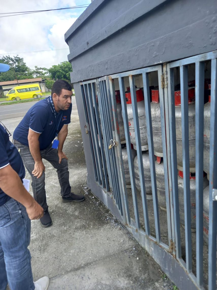  Acodeco detecta posible acaparamiento en tanquecitos de gas.