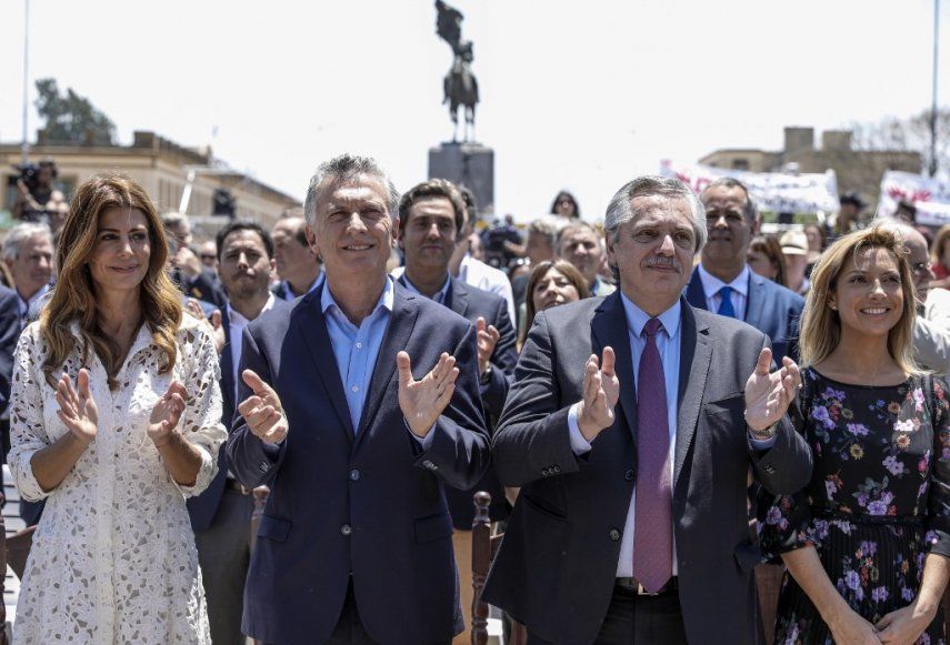 Alberto Fernández asume presidencia de Argentina