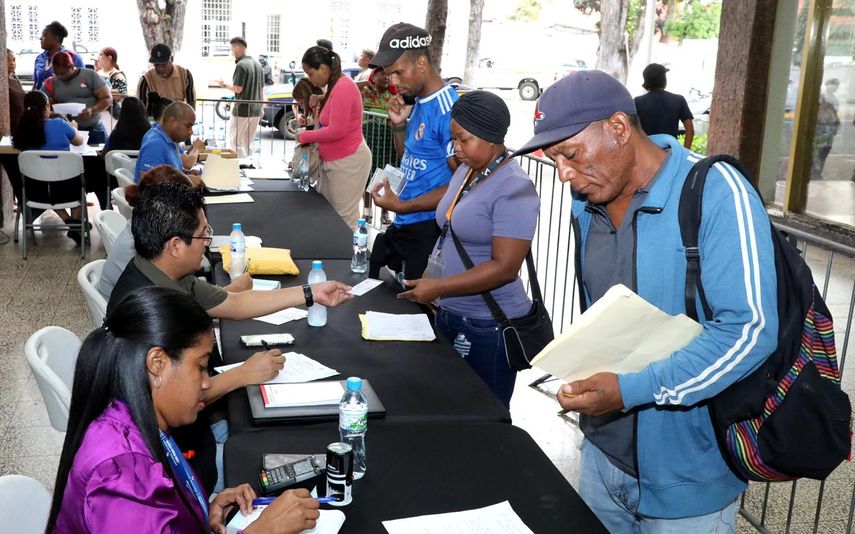 Alcaldía de Panamá continúa proceso para otorgar permisos de venta en fiestas patrias