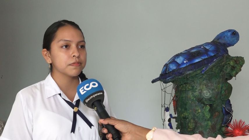 Vida entre Residuos: la escultura realizada por estudiantes del Colegio Francisco Beckman