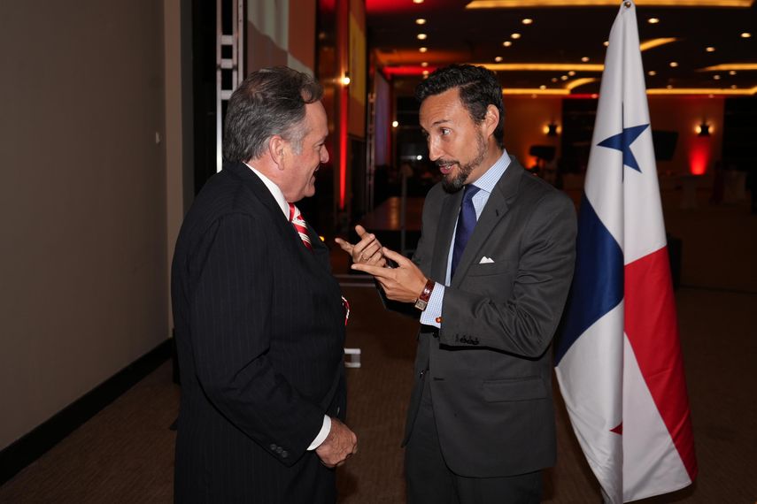 Juan Carlos Navarro, resaltó los lazos históricos y culturales que unen a estas dos naciones. Juan Carlos Navarro, resaltó los lazos históricos y culturales que unen a estas dos naciones.