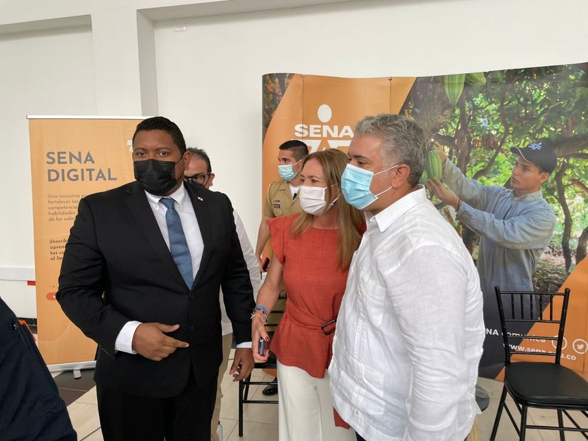 AIG y SENA de Colombia firman memorando de entendimiento