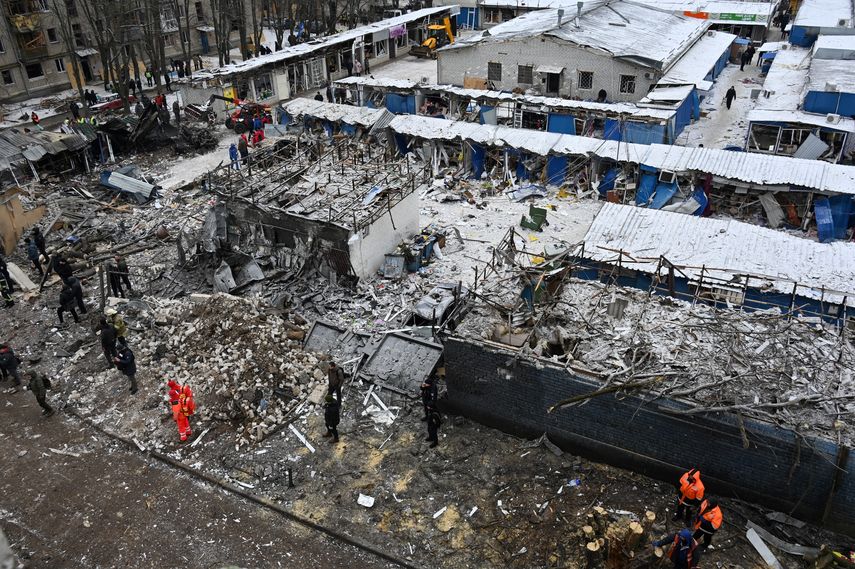 El primer ministro ucraniano, Denis Shmigal, prometió que su país "hará pagar a Rusia el sufrimiento y el dolor que ha causado". El primer ministro ucraniano, Denis Shmigal, prometió que su país "hará pagar a Rusia el sufrimiento y el dolor que ha causado". 