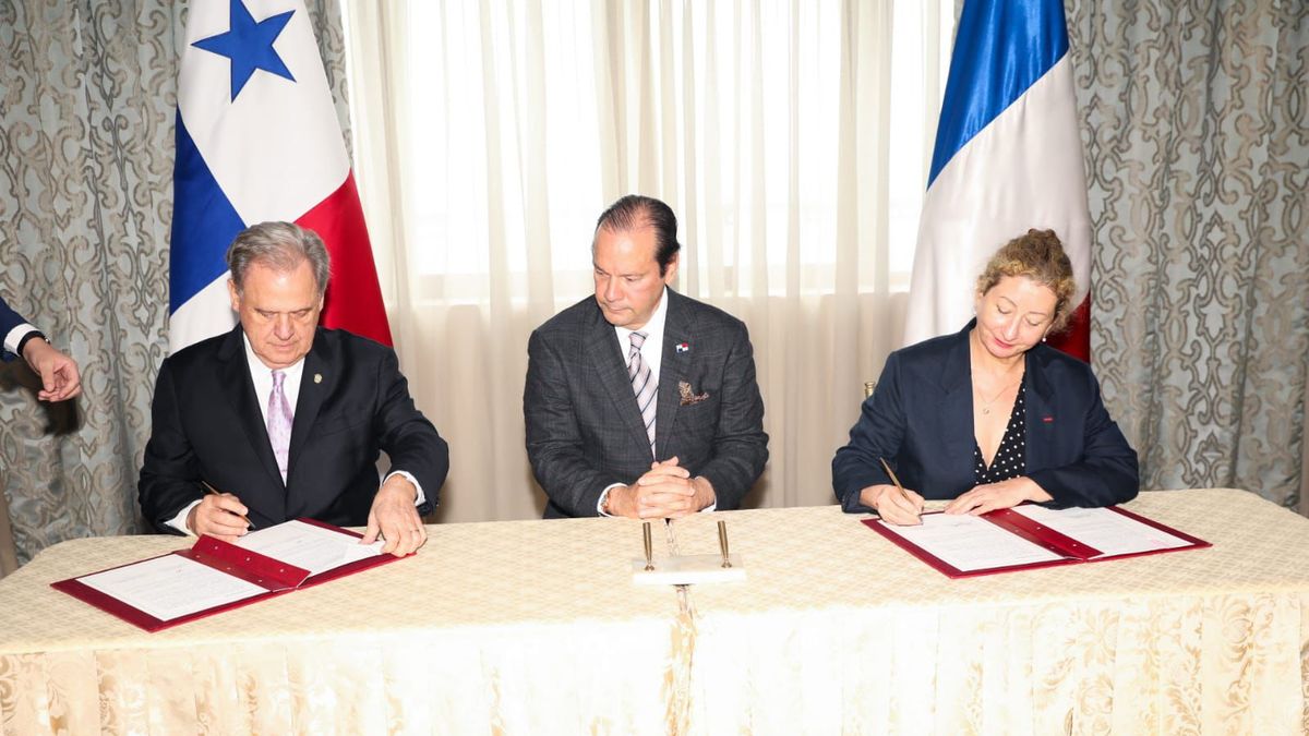 Panamá y Francia firman acuerdo para desarrollar tren Panamá-David-Frontera