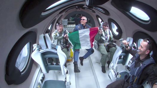 Virgin Galactic llegó al&nbsp;espacio con la Fuerza Aérea Italiana. | Foto: Cortesía de @virgingalactic