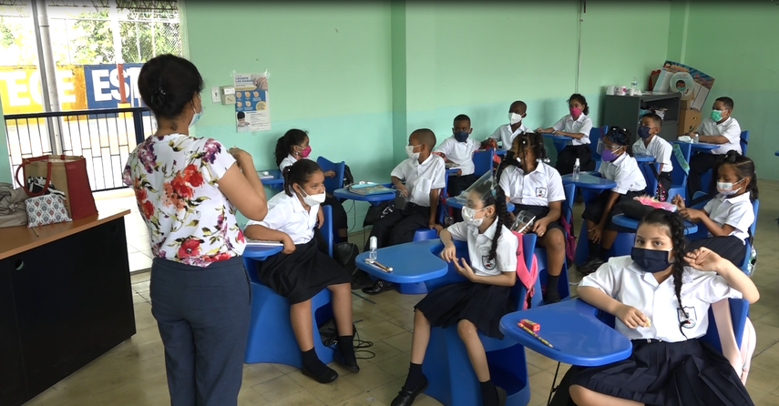 Meduca: estudiantes con dificultad para leer y escribir