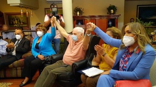 Diputados de Cambio Democrático se reunieron con expresidente Ricardo Martinelli con miras al 2024