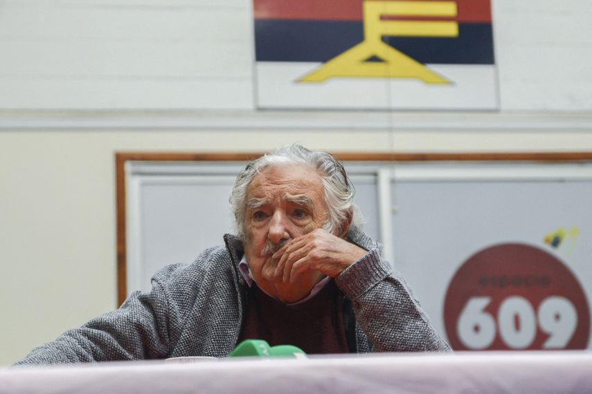 Expresidente José Mujica atraviesa la fase terminal de su cáncer