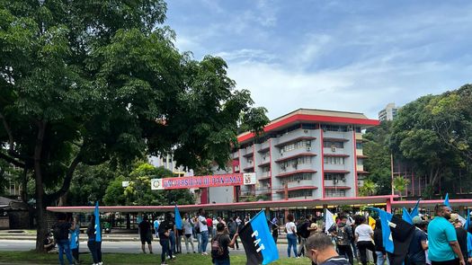 Universidad de Panamá pospone exámenes semestrales