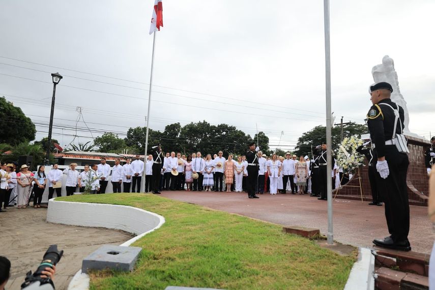 El presidente de la República, José Raúl Mulino, encabezó los actos protocolares de la conmemoración del 10 de noviembre en La Villa de Los Santos. El presidente de la República, José Raúl Mulino, encabezó los actos protocolares de la conmemoración del 10 de noviembre en La Villa de Los Santos.