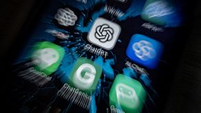 Cómo ChatGPT llevó a Google a modificar su motor de búsqueda