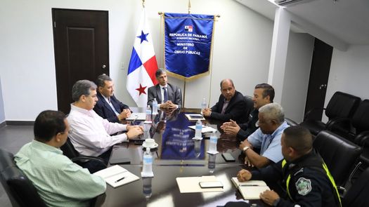 MOP y ATTT abordan soluciones viales para mejorar el tráfico hacia el Oeste