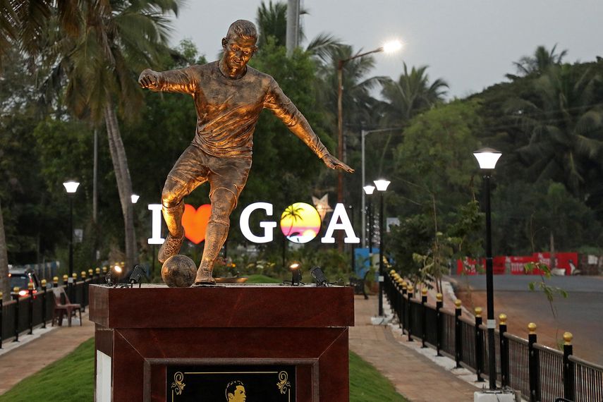 Una estatua de Cristiano Ronaldo provoca revuelo en India
