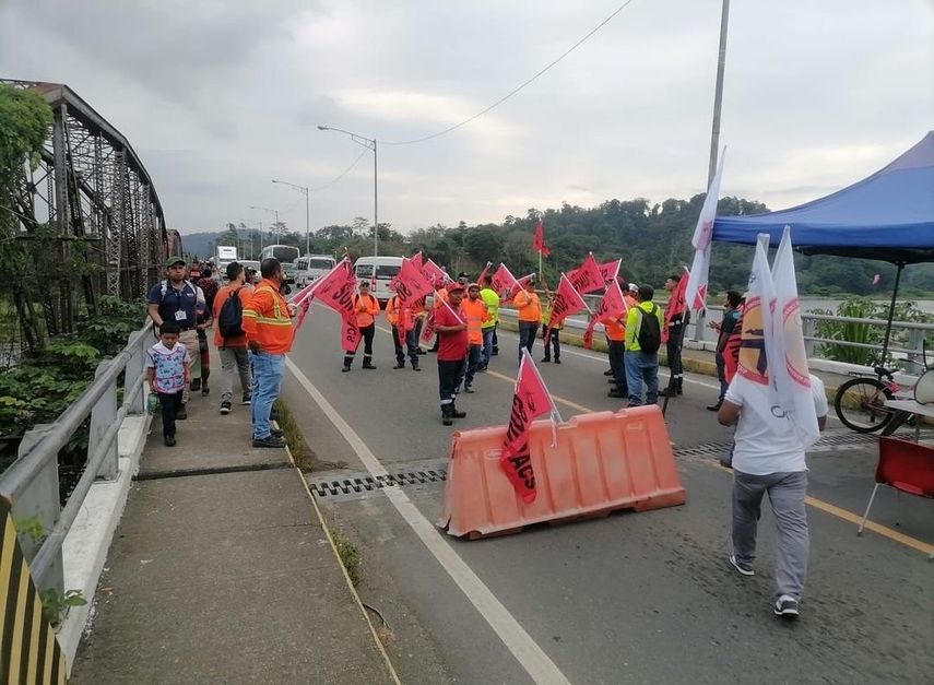 Los cierres afectan a la provincia de Bocas del Toro. Los cierres afectan a la provincia de Bocas del Toro.
