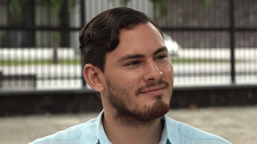 Juan Diego Vásquez pide al MEF una explicación.