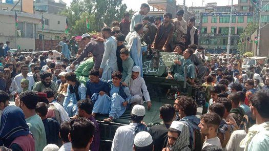 Talibanes ganaron, dijo presidente afgano tras huir del país