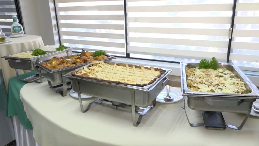 Empresarios hoteleros de David afirman que el 8 de diciembre es un día muy importante debido al movimiento económico luego que alguna sección de la población ya cobró el décimo y empiezan a celebrar la fecha desde el día anterior.