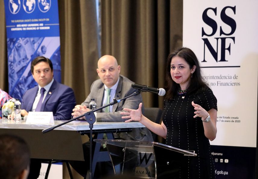 Presentan Guía de Beneficiarios Finales de Panamá