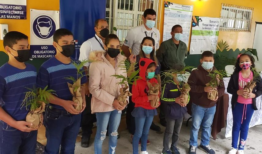 MiAmbiente eligió a los ganadores concurso de dibujo y pintura "PILA, así te quiero" en Chiriquí en el marco de la celebración del aniversario del PILA.