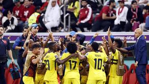 Ecuador y Valencia arruinan la fiesta inaugural de Qatar