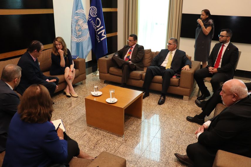 La Organización Internacional para las Migraciones (OIM) realizó ayer un primer encuentro con las autoridades designadas por el presidente electo, José Raúl Mulino. La Organización Internacional para las Migraciones (OIM) realizó ayer un primer encuentro con las autoridades designadas por el presidente electo, José Raúl Mulino.