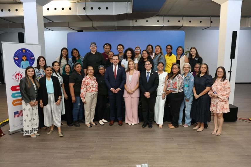 Embajada de EEUU lanza nueva generación del programa para Mujeres Emprendedoras