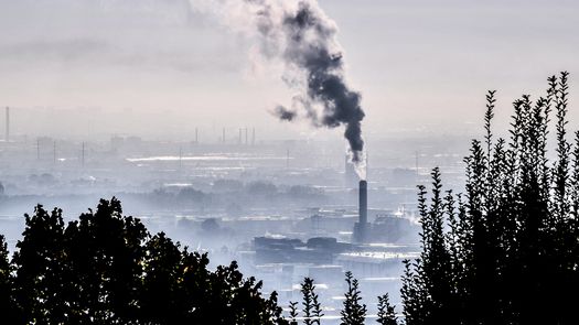 Crisis climática pone en riesgo la supervivencia humana, según federación de ginecología