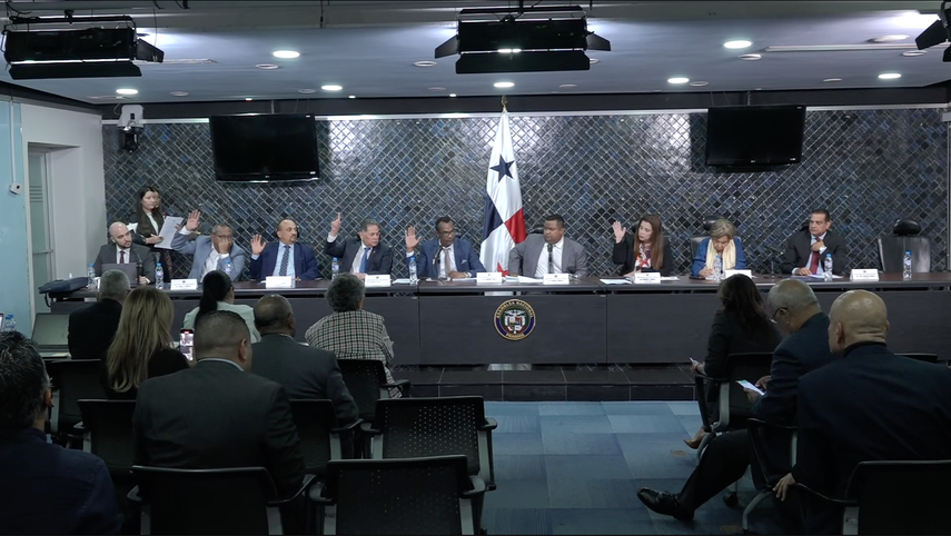 Contrato minero: Consulta popular, aprobada en primer debate