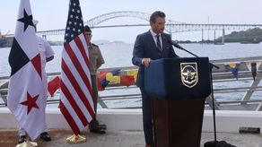 Jefe del Pentágono advierte que EEUU no permitirá influencia de China en Canal de Panamá