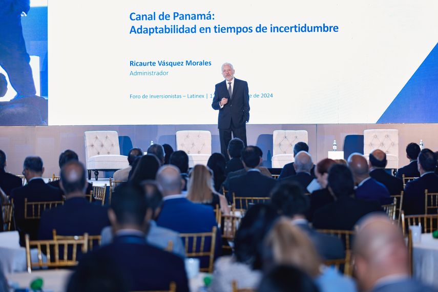 En el Foro de Inversionistas 2025, organizado por la Bolsa Latinoamericana de Valores (LATINEX), se discutieron las estrategias económicas y operativas del Canal de Panamá durante los meses de mayor impacto por la temporada seca, causada por el Fenómeno del Niño 2023-2024. En el Foro de Inversionistas 2025, organizado por la Bolsa Latinoamericana de Valores (LATINEX), se discutieron las estrategias económicas y operativas del Canal de Panamá durante los meses de mayor impacto por la temporada seca, causada por el Fenómeno del Niño 2023-2024.