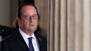 Hollande dice que se desbarató un atentado y se aniquiló una célula en Francia