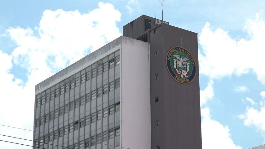 Asamblea Nacional insiste en evitar revocatoria de mandato