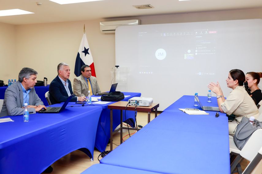 Avanza elaboración de la Estrategia Nacional de Exportación de Servicios Modernos