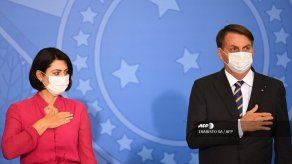 La esposa de Bolsonaro da positivo al coronavirus