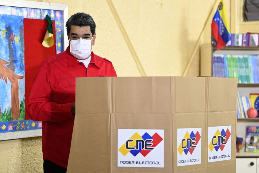 Chavismo arrolla en elecciones de Venezuela