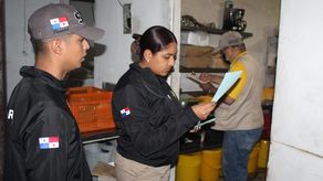 Migración deporta a12 colombianos más