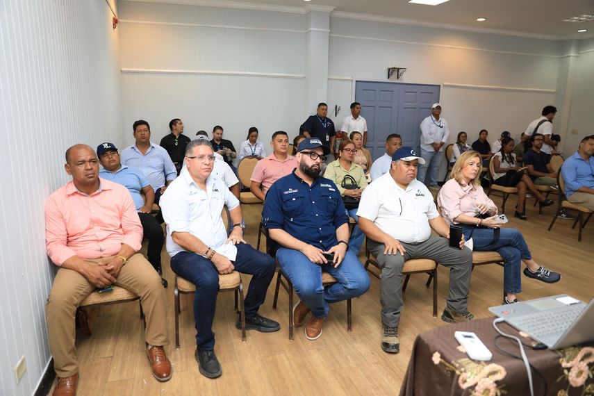 Mulino sostuvo reunión con autoridades de Bocas del Toro. Mulino sostuvo reunión con autoridades de Bocas del Toro.