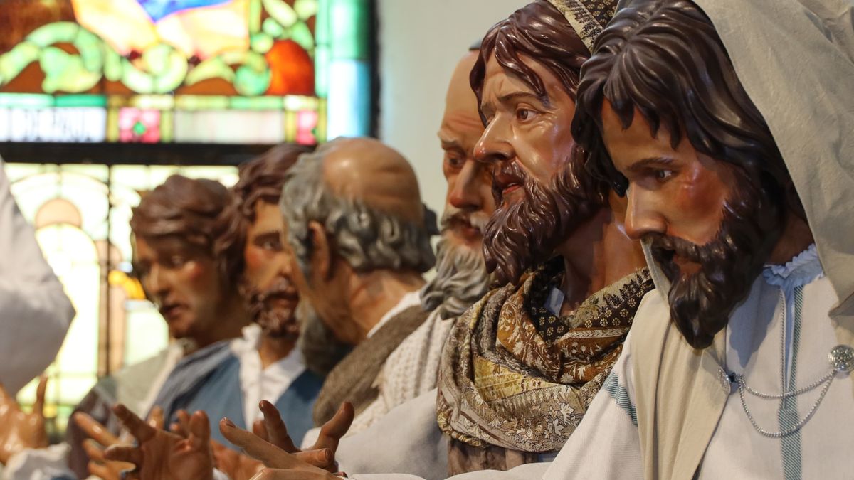 La Última Cena: El conjunto escultórico benedecido por el Arzobispo Ulloa.