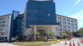 Diversos centros de la CSS suspendieron algunos servicios por el aumento en caso de covid en Chiriquí.