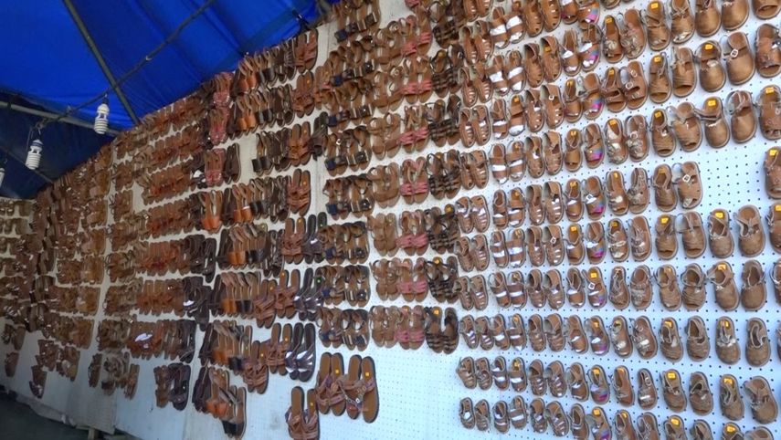 Artesanos venden productos en Feria Internacional de David