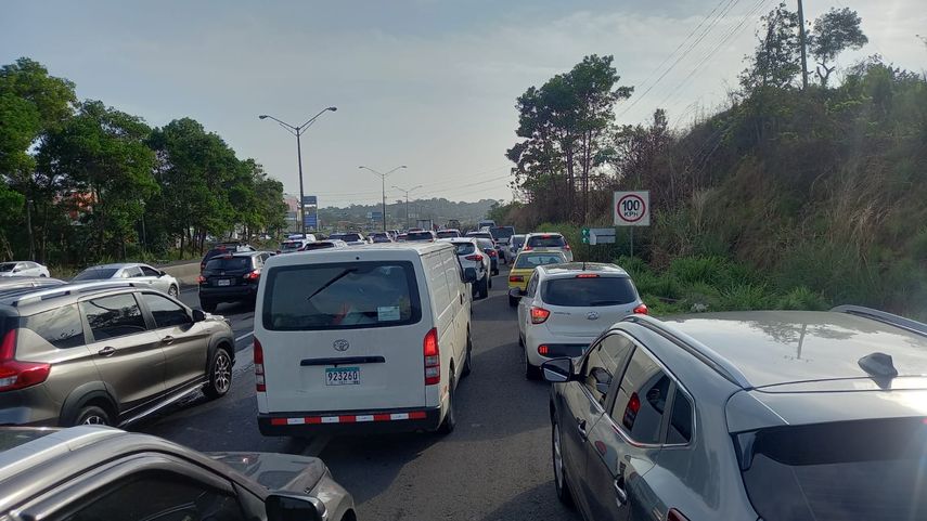 Arraiján: Cierre total en la vía hacia Bajo Las Palmas